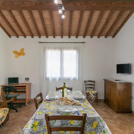 Il Pino - Mandorlo Alloggio per agriturismo Cecina (Livorno)